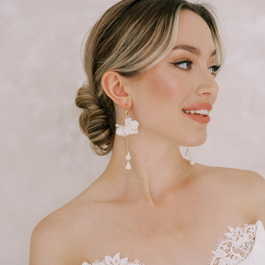 Our Calgary Showroom Appointments - Bridal Accessories