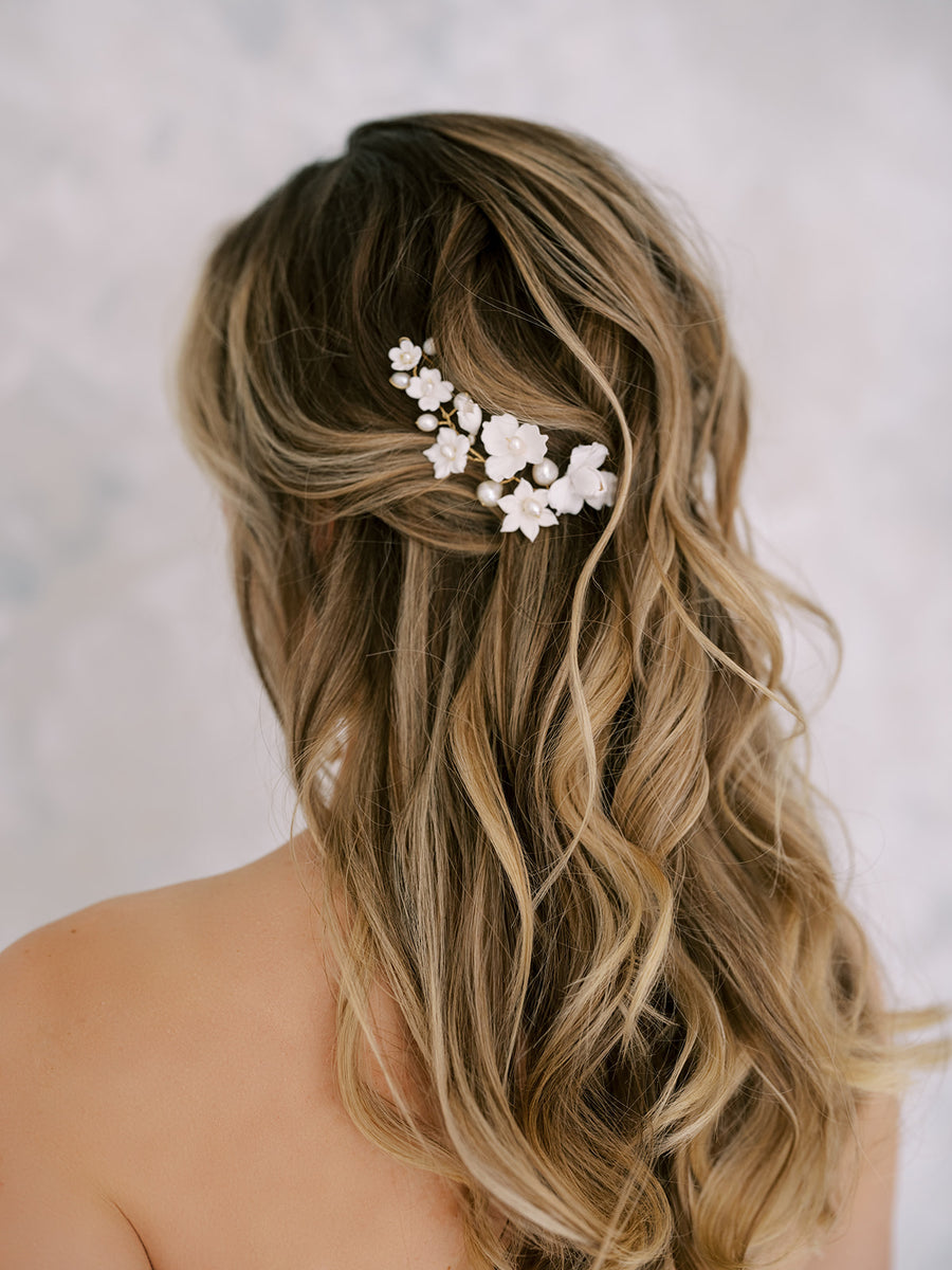 Mira Bridal Floral Baroque Pearl Hairpiece